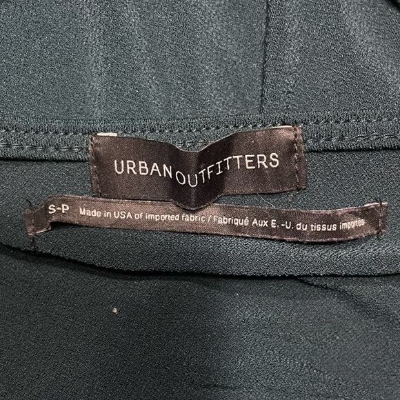 Urban Outfitters Green V-Wire Neckline Long Sleeve Jumpsuit     Size: S - Picture 7 of 7